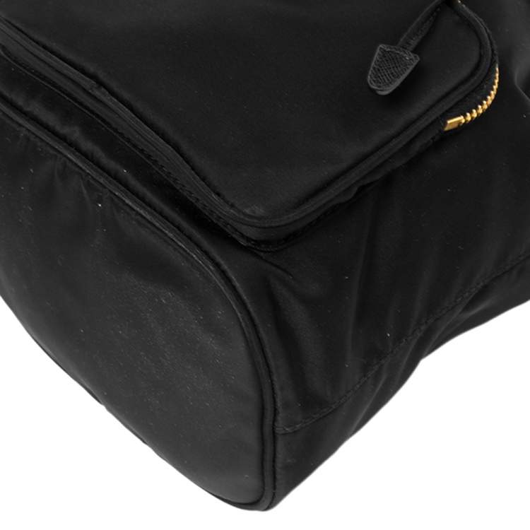 Pre Owned Prada Black Nylon Duet Top Handle Bag