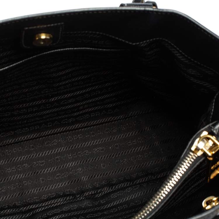 مملوكة مسبقًا Prada Black Saffiano Lux Leather Medium Galleria Tote