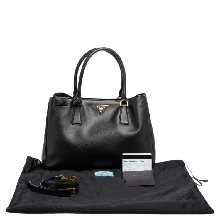 مملوكة مسبقًا Prada Black Saffiano Lux Leather Medium Galleria Tote