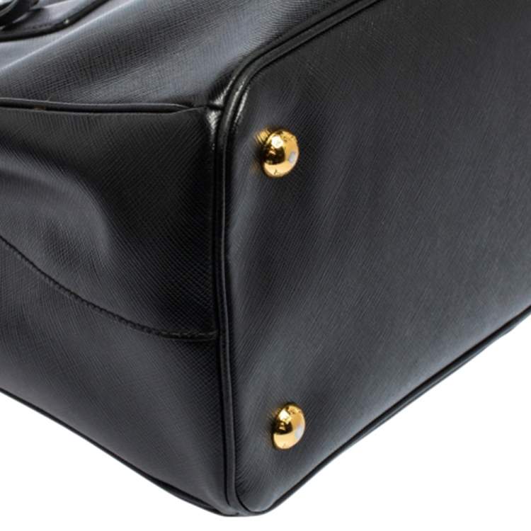 مملوكة مسبقًا Prada Black Saffiano Lux Leather Medium Galleria Tote