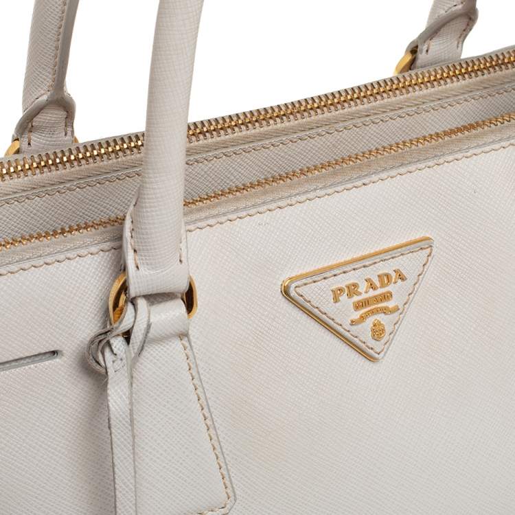 مملوكة مسبقًا Prada White Saffiano Lux Leather Small Galleria Double Zip Tote