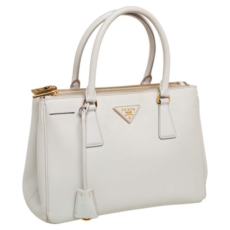 مملوكة مسبقًا Prada White Saffiano Lux Leather Small Galleria Double Zip Tote