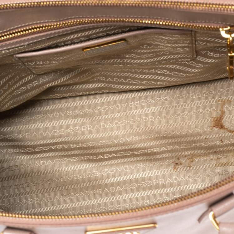 Pre Owned Prada Beige Saffiano Lux Leather Medium Galleria Double Zip Tote