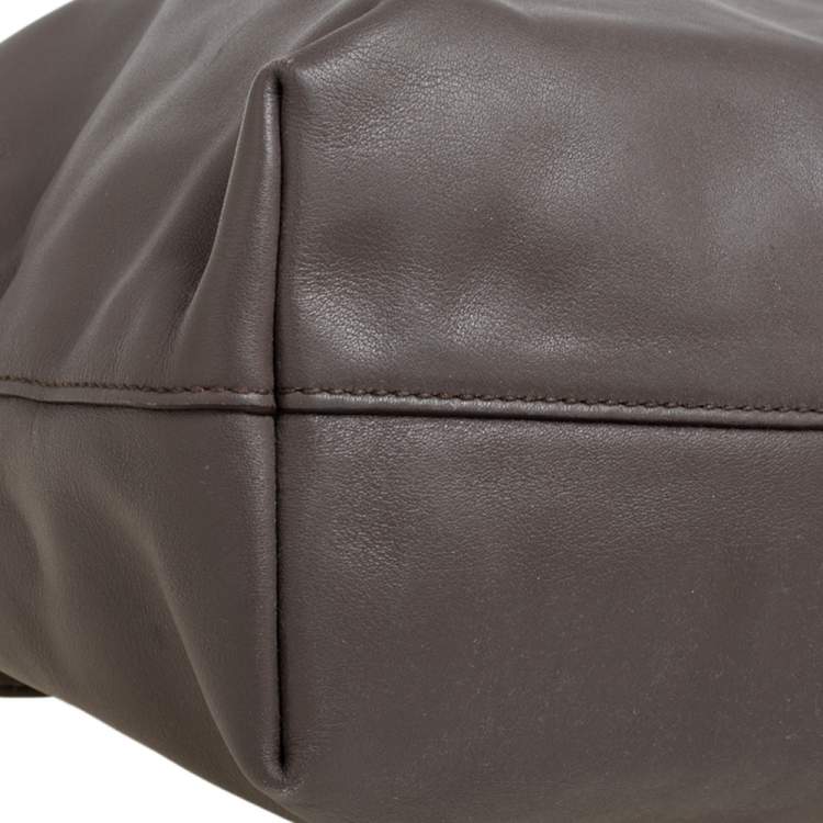 Pre Owned Prada Taupe Leather Shopper Tote