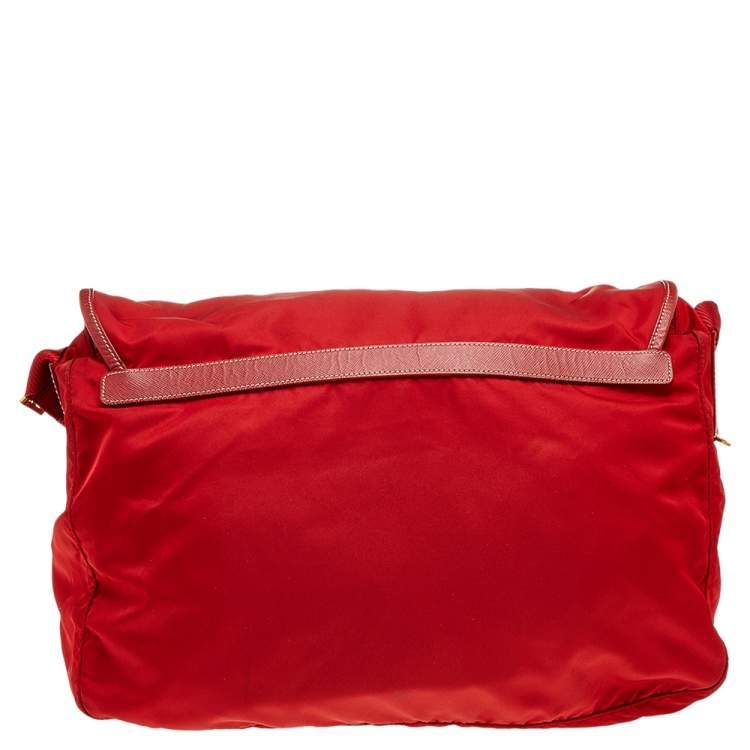 Pre Owned Prada Red Nylon Pocket Flap Messenger Bag