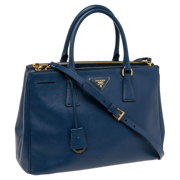 مملوكة مسبقًا Prada Blue Saffiano Lux Leather Medium Galleria Tote