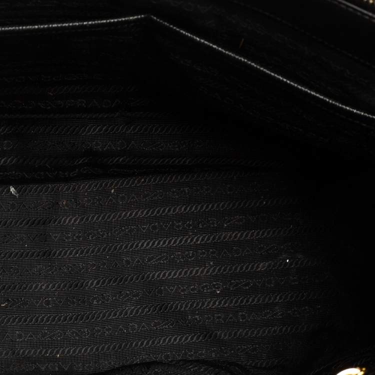 Pre Owned Prada Black Saffiano Lux Leather Medium Galleria Tote