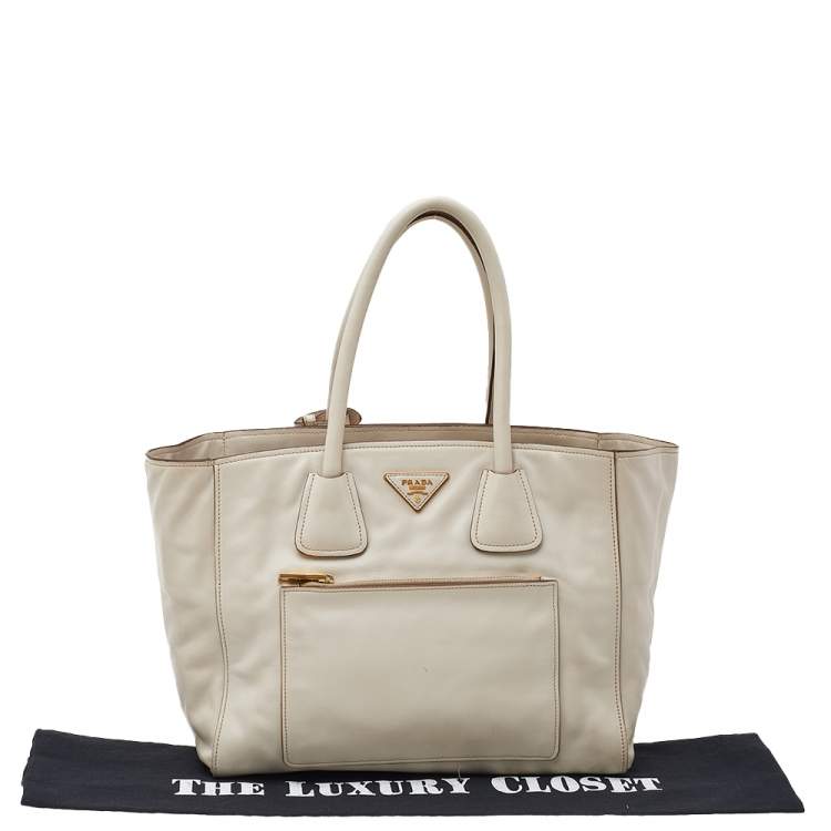 Pre Owned Prada Off White Leather Phenix Front Pocket Tote