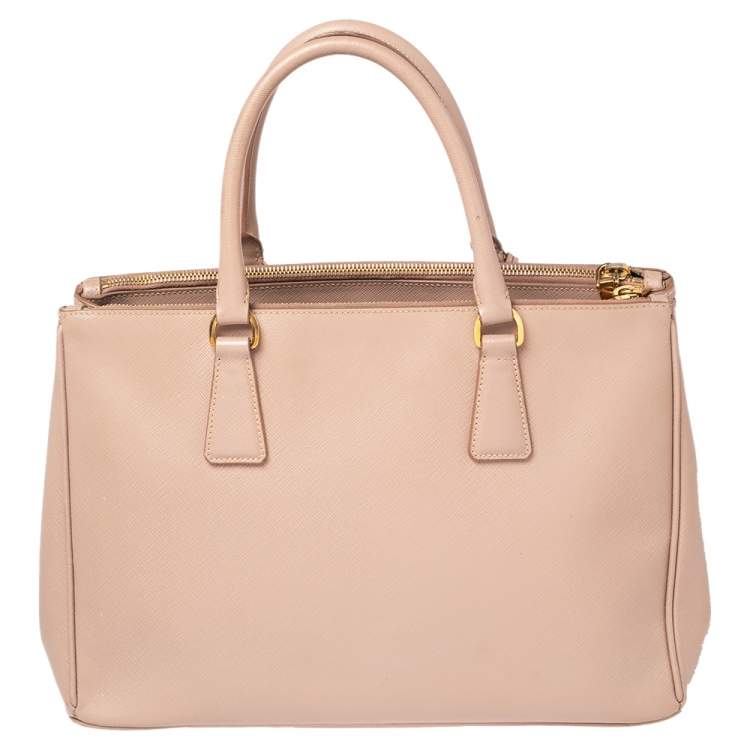 مملوكة مسبقًا Prada Beige Saffiano Leather Medium Galleria Double Zip Tote