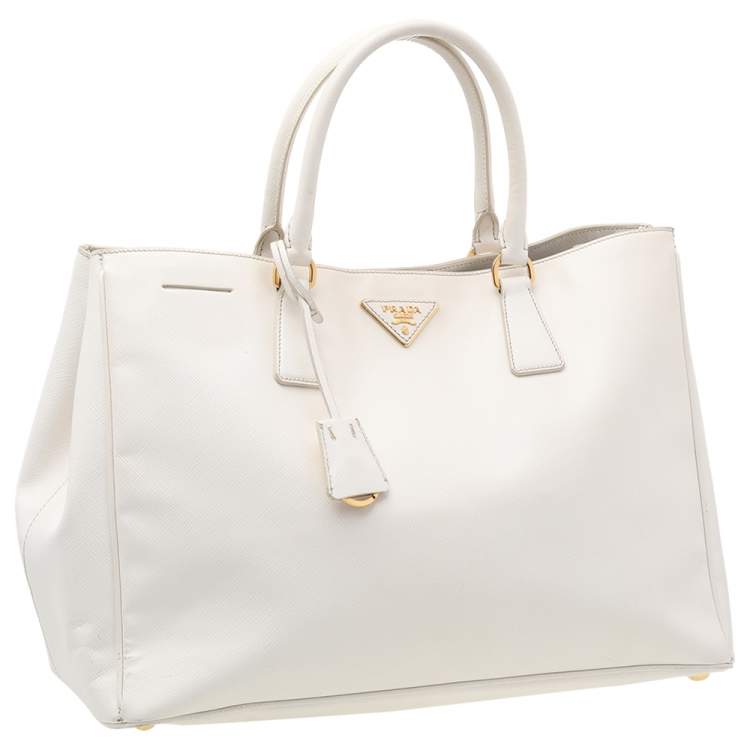 مملوكة مسبقًا Prada White Saffiano Lux Leather Large Galleria Tote