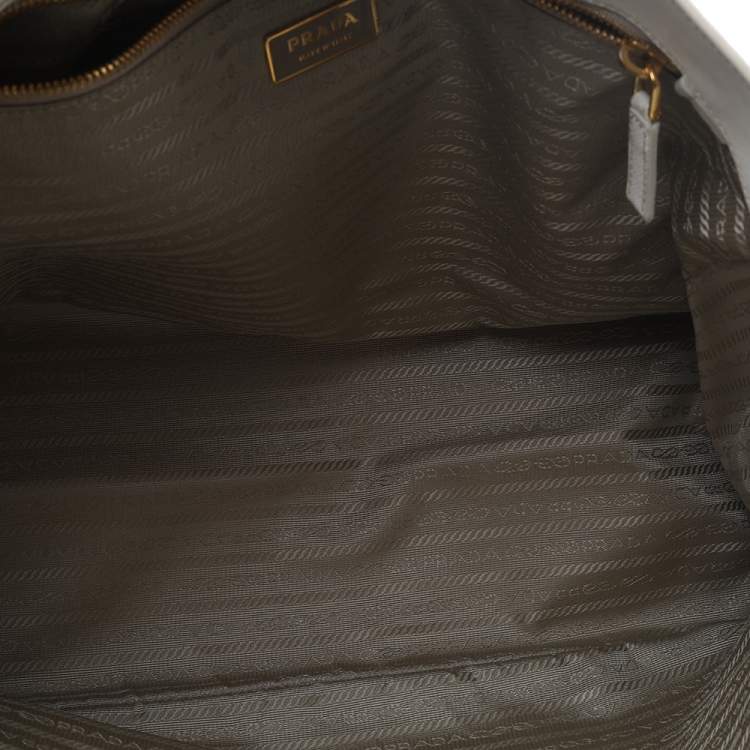 مملوكة مسبقًا Prada White Saffiano Lux Leather Large Galleria Tote