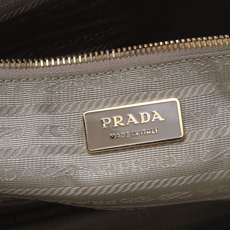 مملوكة مسبقًا Prada White Saffiano Lux Leather Large Galleria Tote
