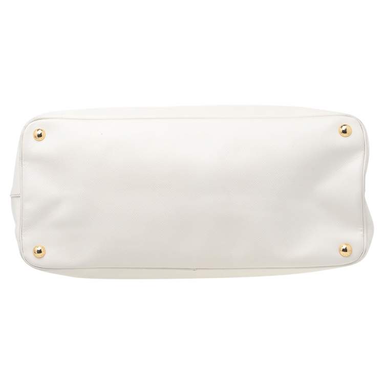 مملوكة مسبقًا Prada White Saffiano Lux Leather Large Galleria Tote