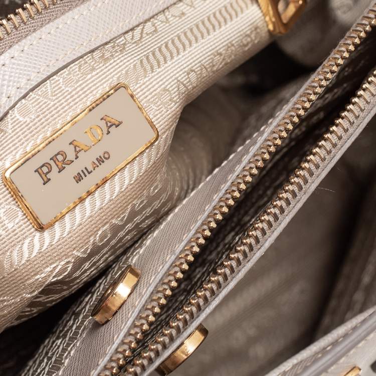 مملوكة مسبقًا Prada Beige Saffiano Lux Leather Medium Galleria Double Zip Tote