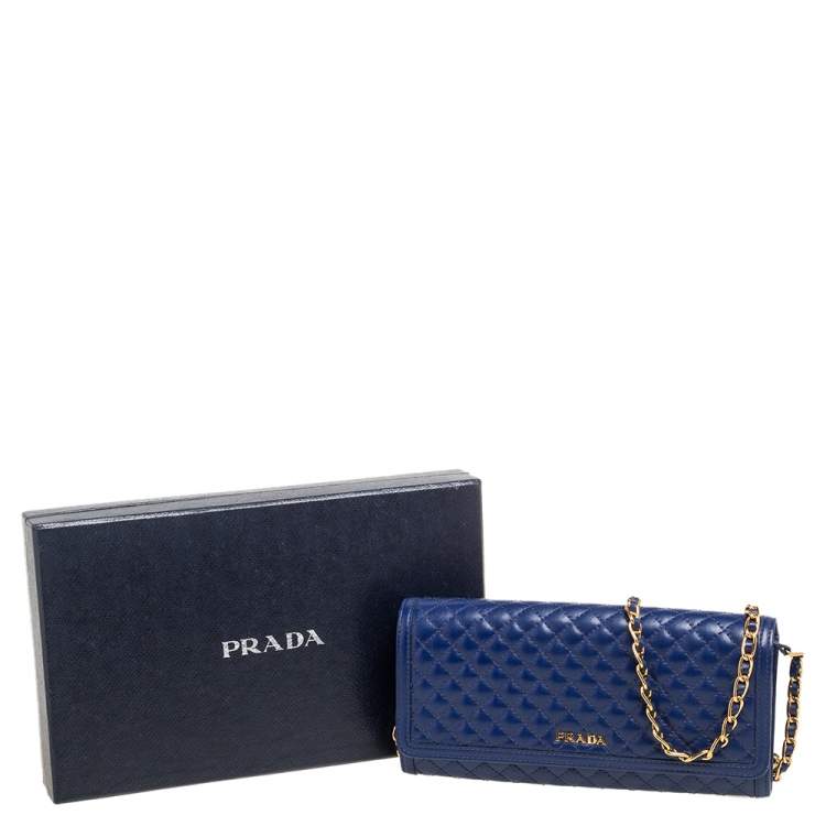 مملوكة مسبقًا Prada Blue Quilted Leather Wallet on Chain