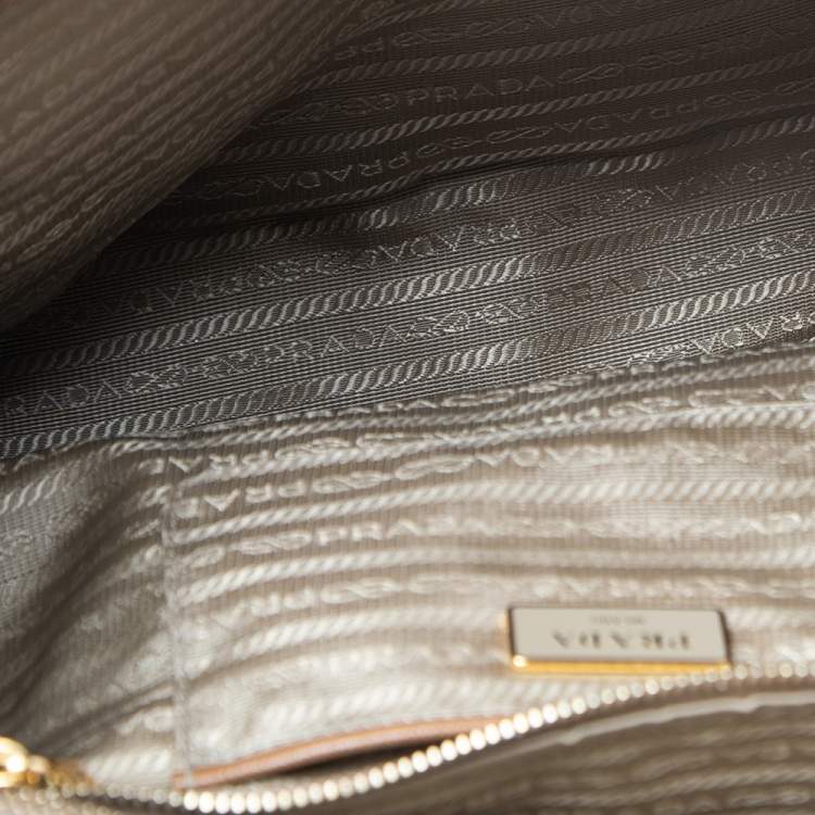 مملوكة مسبقًا Prada Tan Saffiano Lux Leather Large Galleria Tote