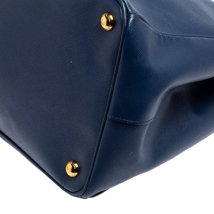 مملوكة مسبقًا Prada Blue Saffiano Leather Medium Galleria Tote