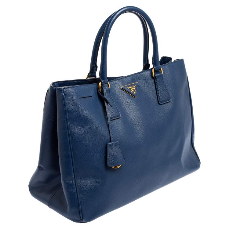 مملوكة مسبقًا Prada Blue Saffiano Leather Medium Galleria Tote