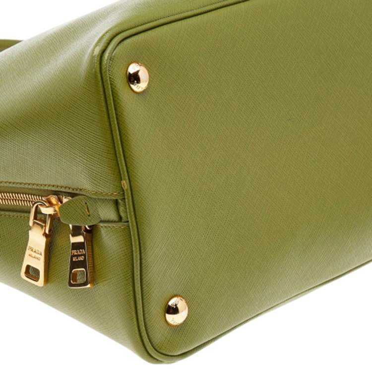 Pre Owned Prada Green Saffiano Leather Promenade XL Top Handle Bag