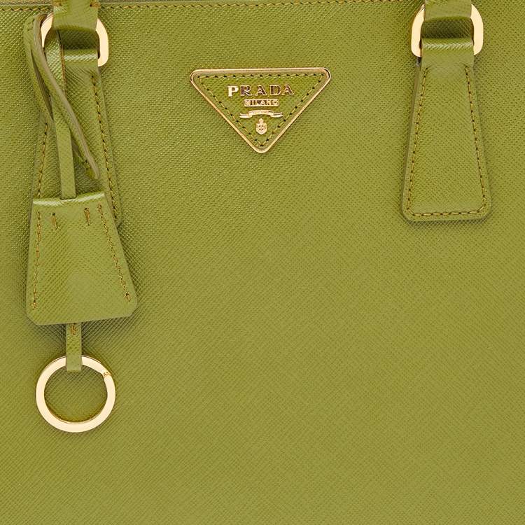 Pre Owned Prada Green Saffiano Leather Promenade XL Top Handle Bag