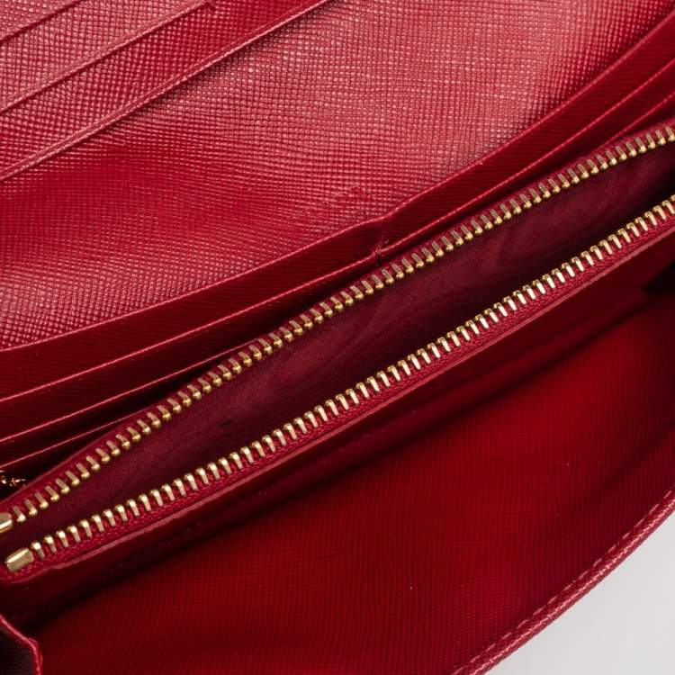 赤ブラウス革財布バッグパンプス金リングにPRADAプラダスカート PRADA専用箱&訳ショッパー付き 新品未使用 プラダ 折り財布 ロゴ