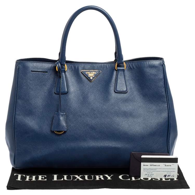 Pre Owned Prada Blue Saffiano Lux Leather Medium Galleria Tote