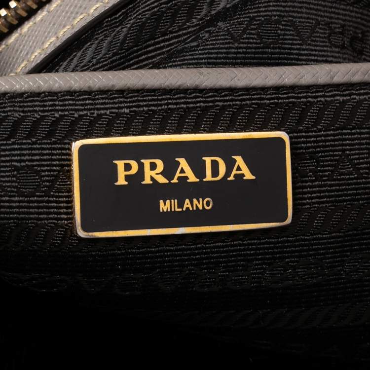 مملوكة مسبقًا Prada Argilla Saffiano Lux Leather Medium Galleria Double Zip Tote