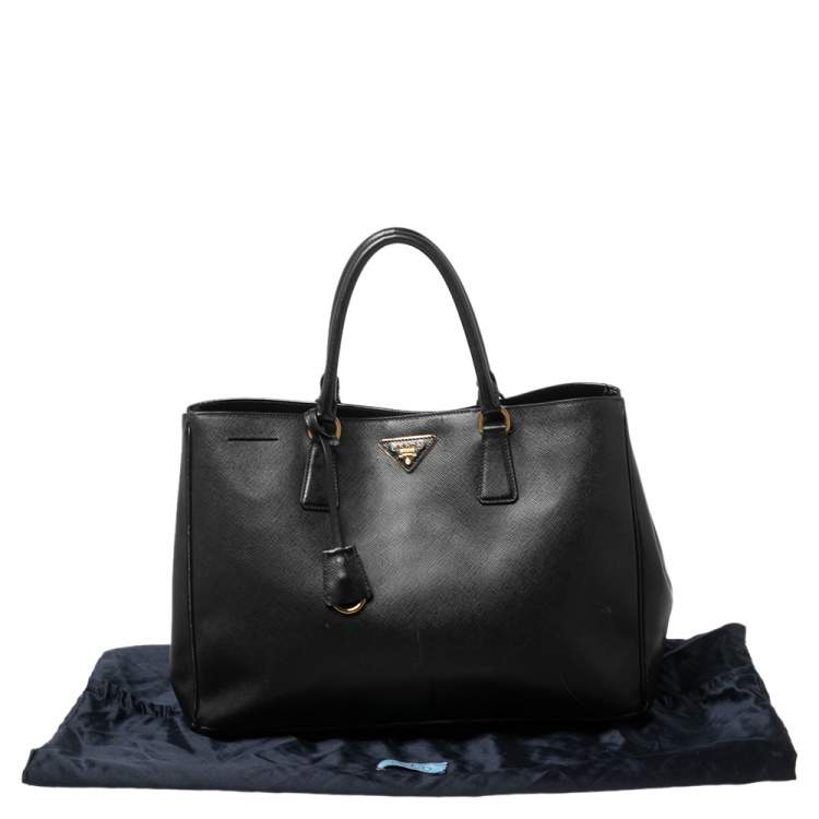 مملوكة مسبقًا Prada Black Saffiano Lux Leather Large Galleria Tote