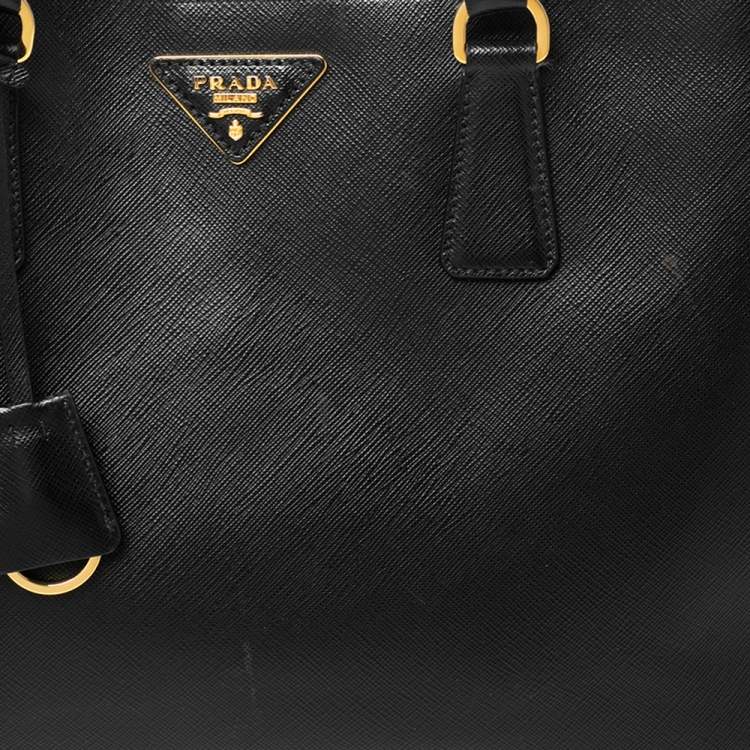 مملوكة مسبقًا Prada Black Saffiano Lux Leather Large Galleria Tote