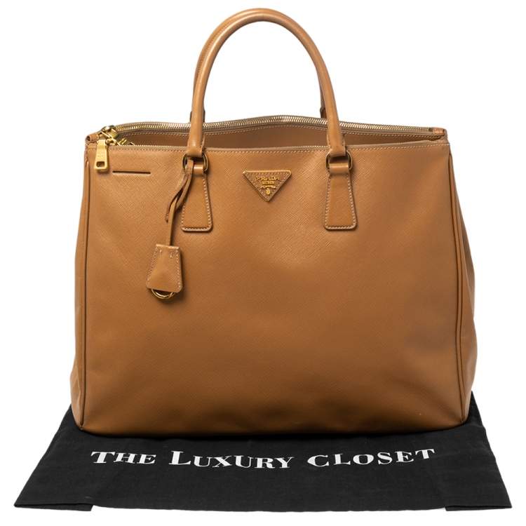 Pre Owned Prada Tan Saffiano Lux Leather Executive Galleria Double Zip Tote