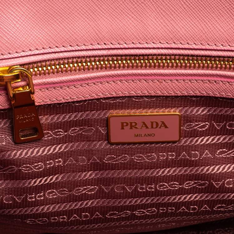 مملوكة مسبقًا Prada Pink Saffiano Lux Leather Small Double Zip Galleria Tote
