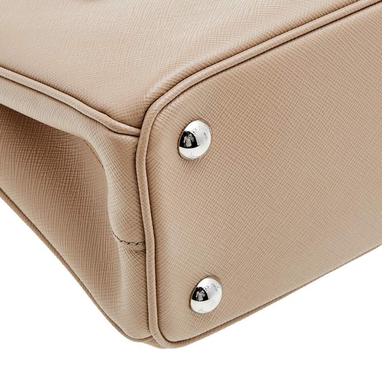 Pre Owned Prada Beige Saffiano Lux Leather Mini Galleria Tote