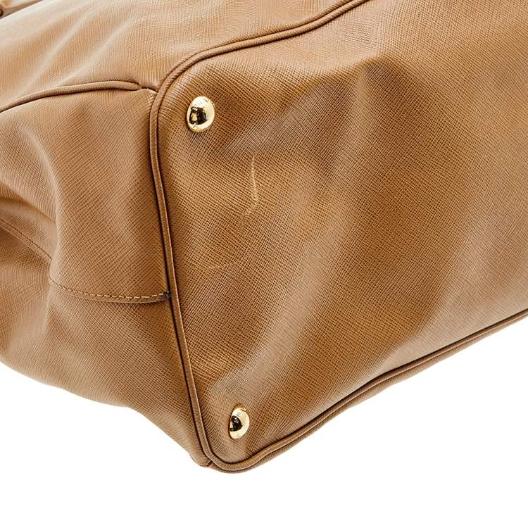 Pre Owned Prada Tan Saffiano Lux Leather Executive Galleria Tote