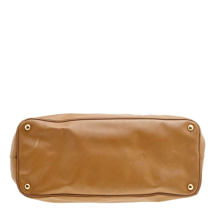 Pre Owned Prada Tan Saffiano Lux Leather Executive Galleria Tote