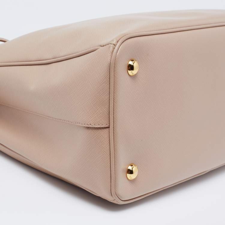 Pre Owned Prada Beige Saffiano Lux Leather Small Tote