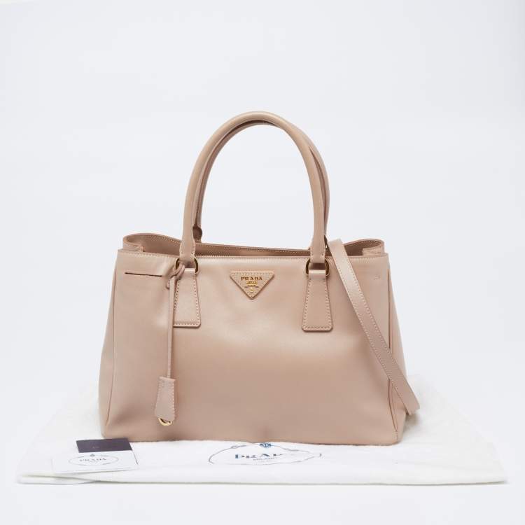 Pre Owned Prada Beige Saffiano Lux Leather Small Tote