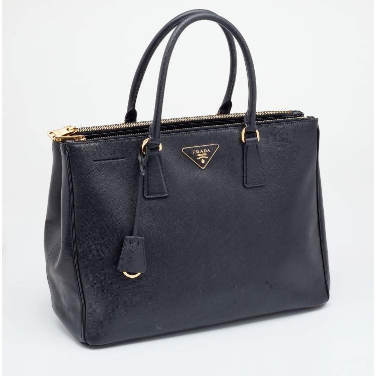 مملوكة مسبقًا Prada Black Saffiano Lux Leather Galleria Double Zip Tote