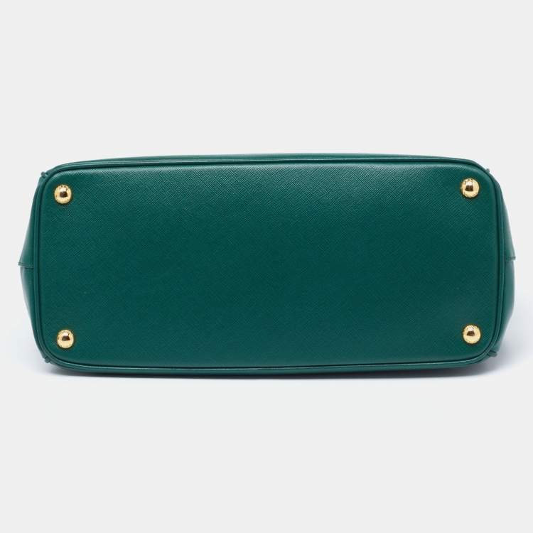 Pre Owned Prada Green Saffiano Lux Leather Medium Double Zip Tote