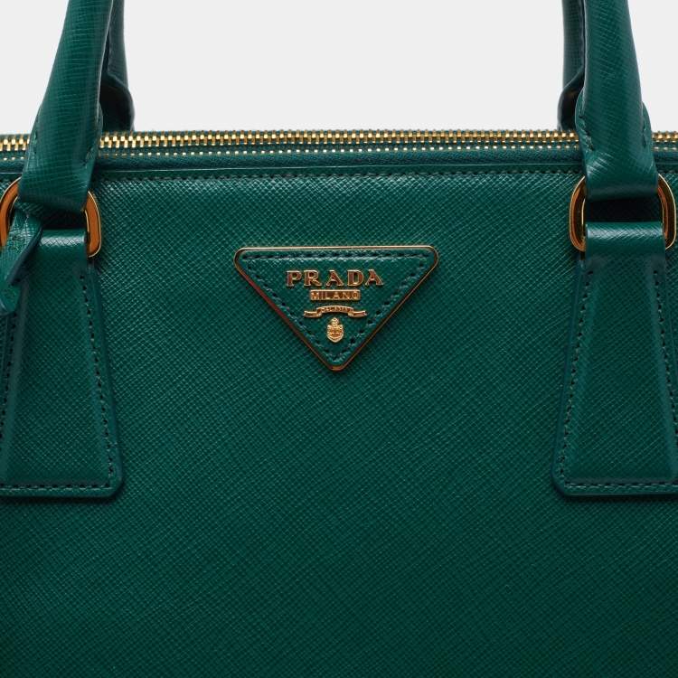 Pre Owned Prada Green Saffiano Lux Leather Medium Double Zip Tote