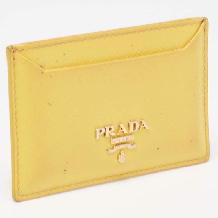 مملوكة مسبقًا Prada Yellow Saffiano Patent Leather Card Holder