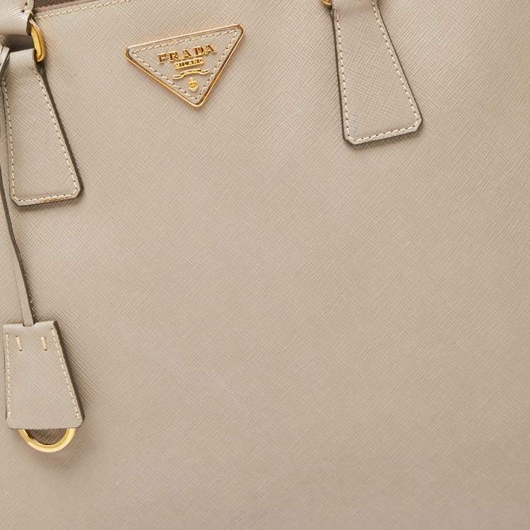 Pre Owned Prada Beige Saffiano Leather Executive Galleria Double Zip Tote
