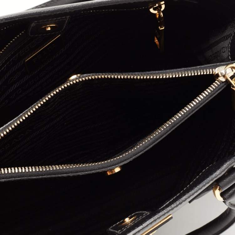 Pre Owned Prada Black Saffiano Leather Medium Galleria Double Zip Tote