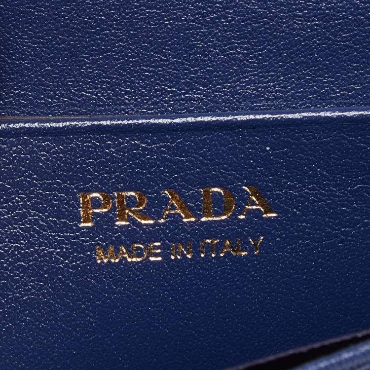 Pre Owned Prada Blue Vitello Move Leather Card Case