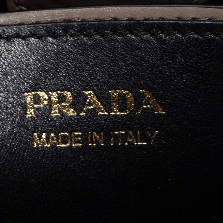 Pre Owned Prada Grey Saffiano Lux Leather Medium Panier Top Handle Bag