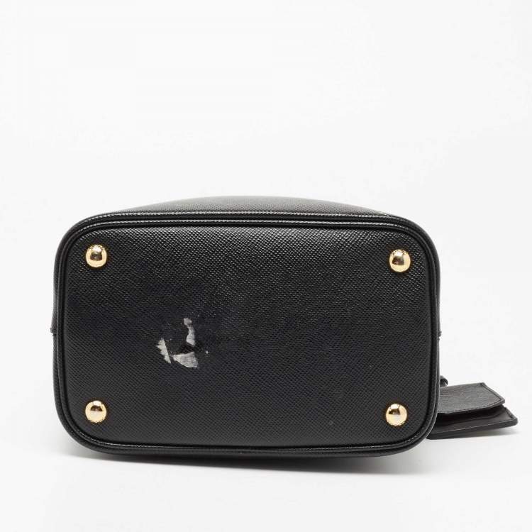 Pre Owned Prada Black Saffiano Lux Leather Medium Panier Top Handle Bag