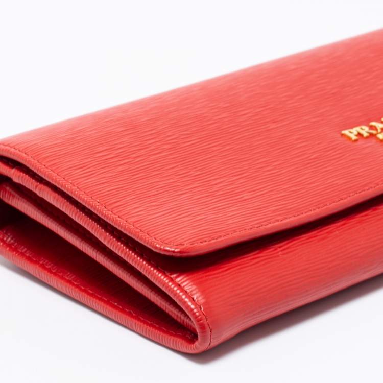 Pre Owned Prada Red Vitello Move Leather Wallet on Chain