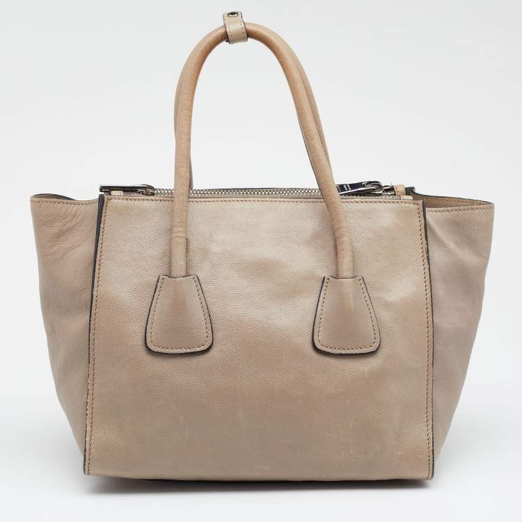 Pre Owned Prada Beige Glace Leather Twin Pocket Double Handle Tote 