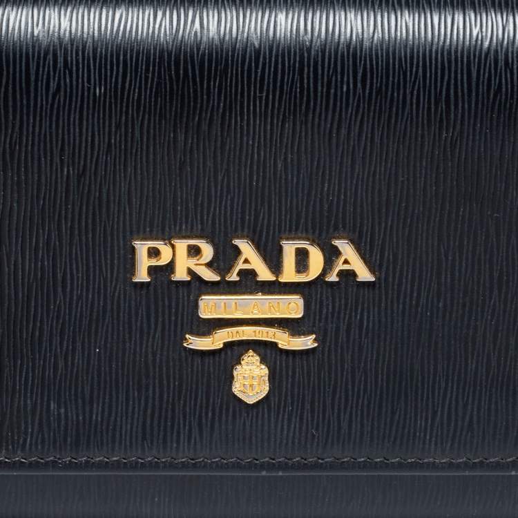 Pre Owned Prada Black Vitello Move Leather Wallet on Chain