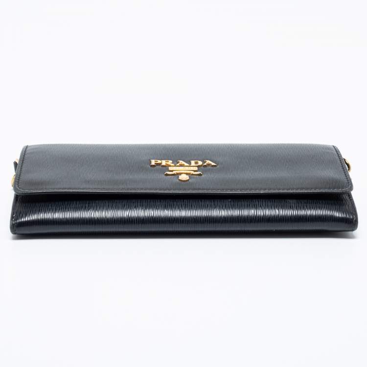 Pre Owned Prada Black Vitello Move Leather Wallet on Chain