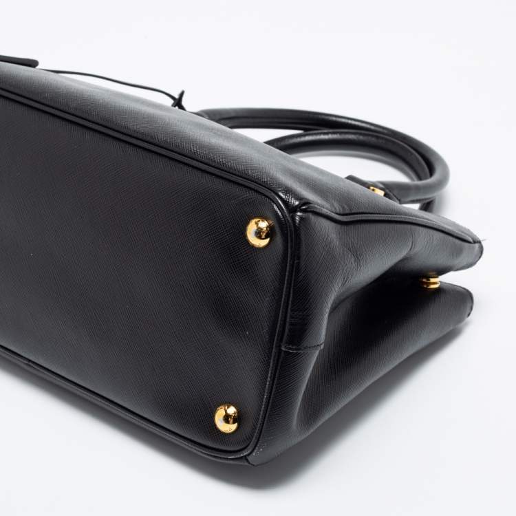 Pre Owned Prada Black Saffiano Leather Small Galleria Double Zip Tote
